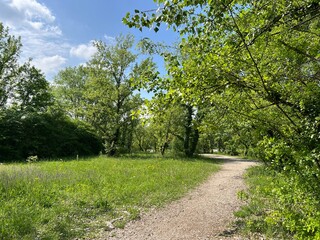 Walking and running trails around the Jarun Lake (Croatia) - Rekreacijsko sportski centar Jarun ili staze za šetnju i trčanje oko športsko-rekreacijskog centra Jarunsko jezero (Zagreb, Hrvatska)