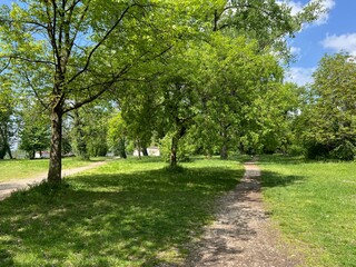 Walking and running trails around the Jarun Lake (Croatia) - Rekreacijsko sportski centar Jarun ili staze za šetnju i trčanje oko športsko-rekreacijskog centra Jarunsko jezero (Zagreb, Hrvatska)