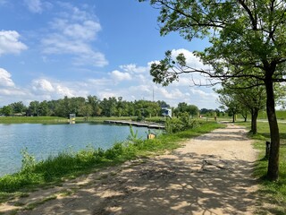 Walking and running trails around the Jarun Lake (Croatia) - Rekreacijsko sportski centar Jarun ili staze za šetnju i trčanje oko športsko-rekreacijskog centra Jarunsko jezero (Zagreb, Hrvatska)