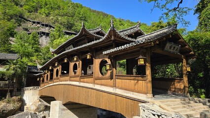 Wangxian Valley, a village with a history of more than a thousand years, is located in Shangrao...