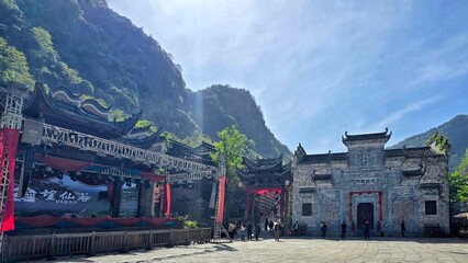 Wangxian Valley, a village with a history of more than a thousand years, is located in Shangrao City, Jiangxi Province.It is an AAAA-class tourist attraction in China.