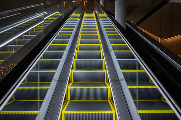 東京の夜と構造美