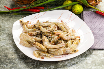 Raw fresh prawn for cooking