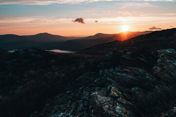 Fototapeta premium The morning sunrise on a mountain