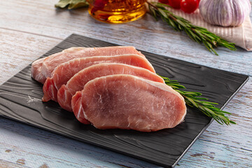 Raw pork carbonate for cooking