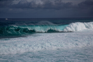 奄美大島の秋の海。