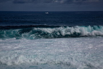 奄美大島の秋の海。