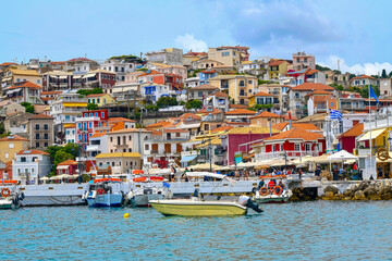 Naklejka premium Altstadt von Parga an der griechischen Westküste (Epirus) am Ionischen Meer