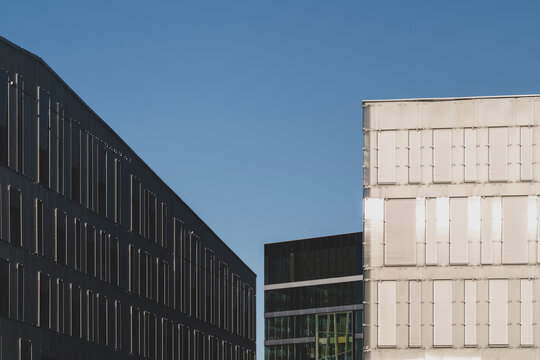 Modern architecture structure with minimal facade and geometric rhythm in Barcode, Oslo, combining design, city integration and contemporary architectural precision