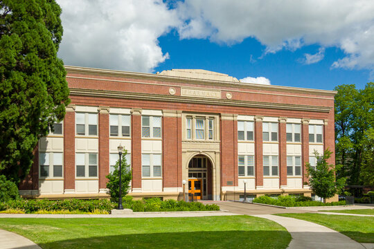 University College of Pharmacy on the Campus of Oregon State University