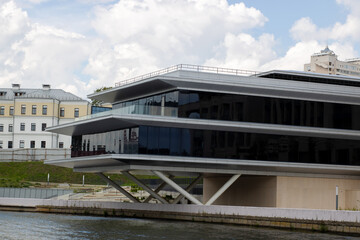 A Stunning Modern Architectural Marvel Situated by the Beautiful Water