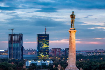 Obraz premium Skyline of New Belgrade (Novi Beograd) seen by night from the Kalemegdan fortress