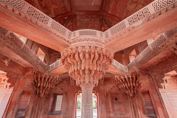 Central column of Diwan-E-Khas in the ancient city Fatehpur Sikri, Uttar Pradesh state, India.