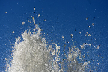 水しぶき　飛沫