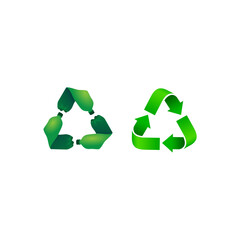 Obraz premium Green Recycling Icons Set
