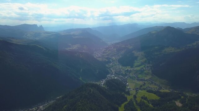 Discover the amazing beauty of the dolomites in northeastern italy