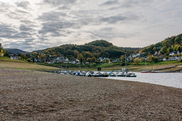 Wassernotstand am Rursee in Woffelsbach