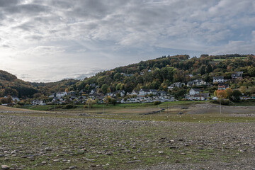 Wassernotstand am Rursee in Woffelsbach