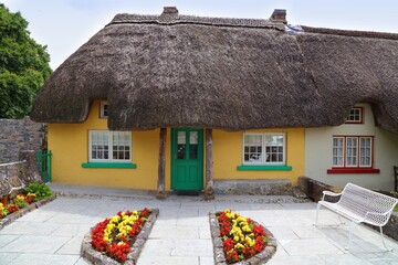 Thatched Roof Cottage Adare Village