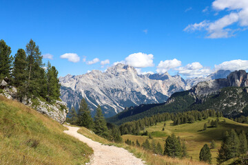 Hiking on the path near Cinque Torri cottage