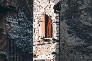 detail of an old window on the stone building