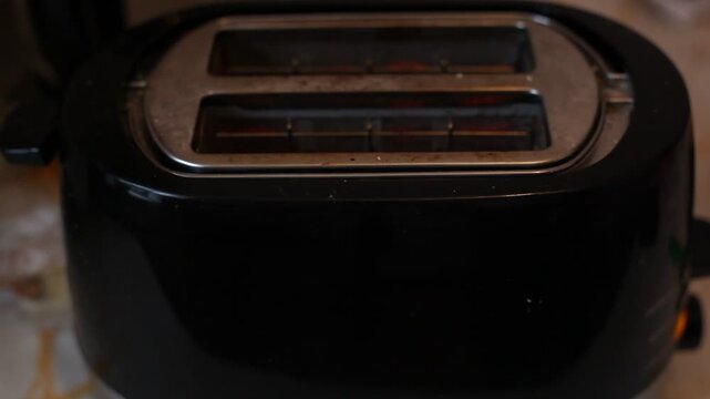 toaster and bread