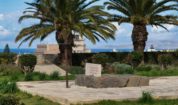 Grave of Nikos Kazantzakis on the Heraklion City Walls in Crete