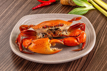 Gourmet Steamed orange wild crab