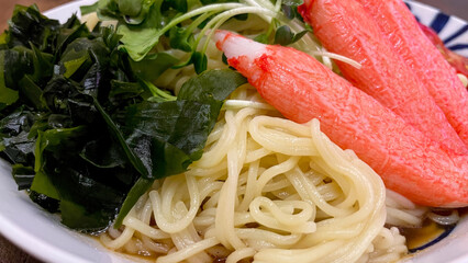 カニかまと野菜の冷やし中華