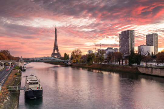 Sunrise over river Seine, Paris, France