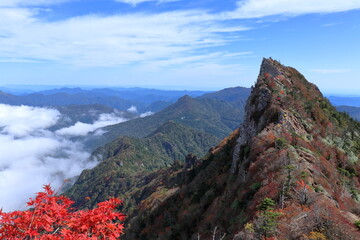 石鎚山　紅葉狩り登山　（愛媛県　日本百名山）