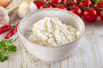 Grain cottahe cheese for breakfast