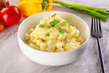 Mashed potato with green onion