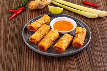 Vietnamese deep fried spring roll