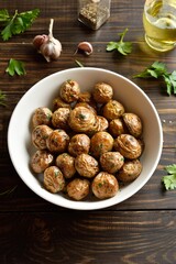 Roasted baby potatoes with olive oil, garlic and herbs