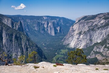Road trip in the USA. Visiting the beautiful Yosemite National Park. Stunning scenery in California. High quality photo.