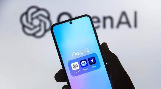 OpenAI ChatGPT Atlas and Sora apps on smartphone screen, showing OpenAI&rsquo;s AI chatbot, video and image creation tools. OpenAI developing advanced AI search and creative assistants.