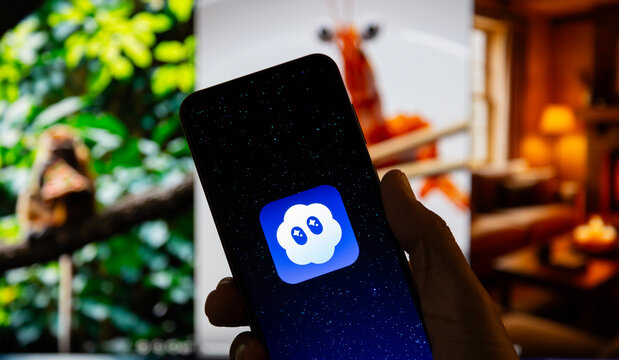 OpenAI Sora 2 app on smartphone screen, showcasing OpenAI&rsquo;s AI video generation technology. Sora 2 by OpenAI advancing creative artificial intelligence for video creation.