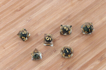 Clear Dice Overhead Bamboo 02