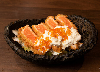 サーモンのカツレツ（いくら、タルタルソーズ）