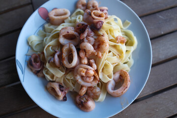 italian spaguetti pasta with nutritional carbohydrates