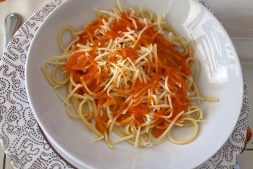 italian spaguetti pasta with nutritional carbohydrates