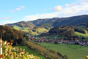 Glottertal im Schwarzwald im Herbst