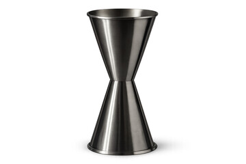 Obraz premium Stainless steel jigger measuring cocktail ingredients on transparent background