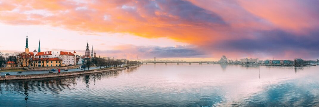 Riga, Latvia, Europe. Cityscape In Winter Morning. Skyline With Castle, Dome Cathedral And St. Peter's Church. Popular Place With Famous Landmarks. UNESCO World Heritage Site