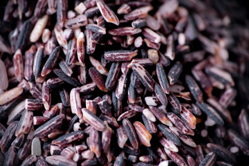 Close-up of black sticky rice grains