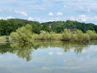 Fototapeta premium Orešje Lake or artificial lake Oresje (Zagreb County, Croatia) - Oresje-See oder künstlicher See Oresje (Kroatien) - Umjetno jezero Orešje (Sveta Nedelja, Hrvatska)