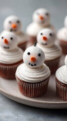 Adorable Snowman Cupcakes for Festive Celebrations