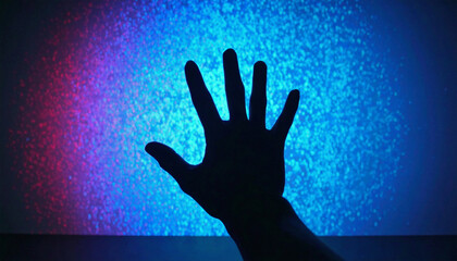 現実を侵食するサイバー感染とシルエット