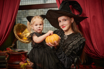 Little Cat and Witch